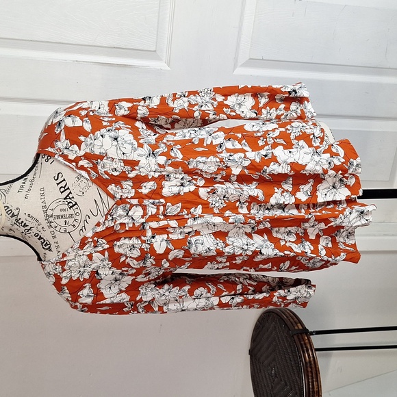 fun2fun floral blouse size small - Picture 1 of 7